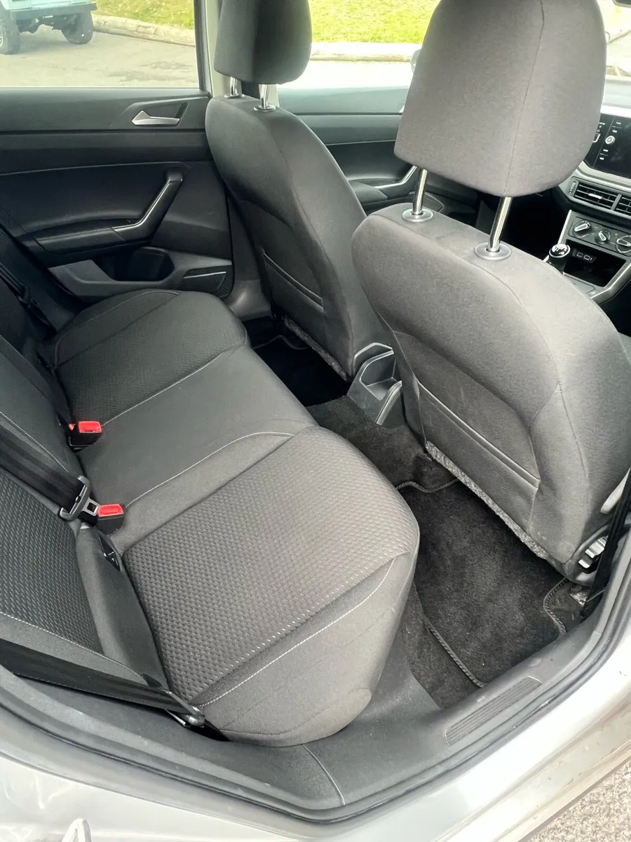 Volkswagen Polo R-Line 1.0 TSI Manual Silver - Image 4