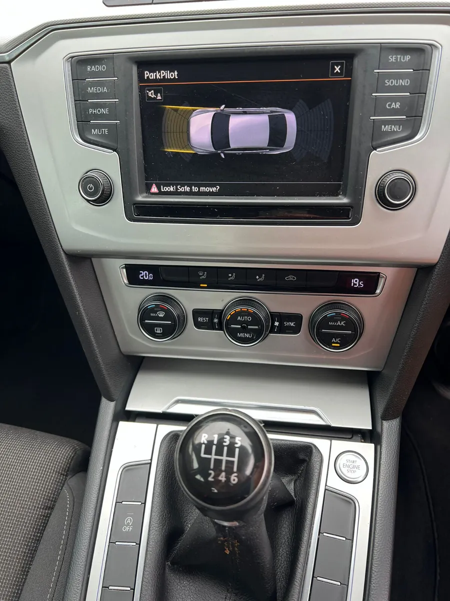 Volkswagen Passat 2015 2.0 TDI new nct 8/26 - Image 4