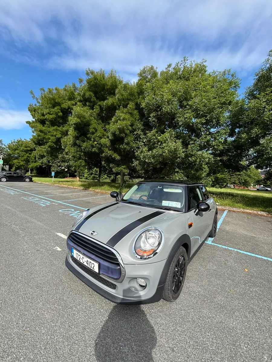 Mini Cooper 2017 - Image 1