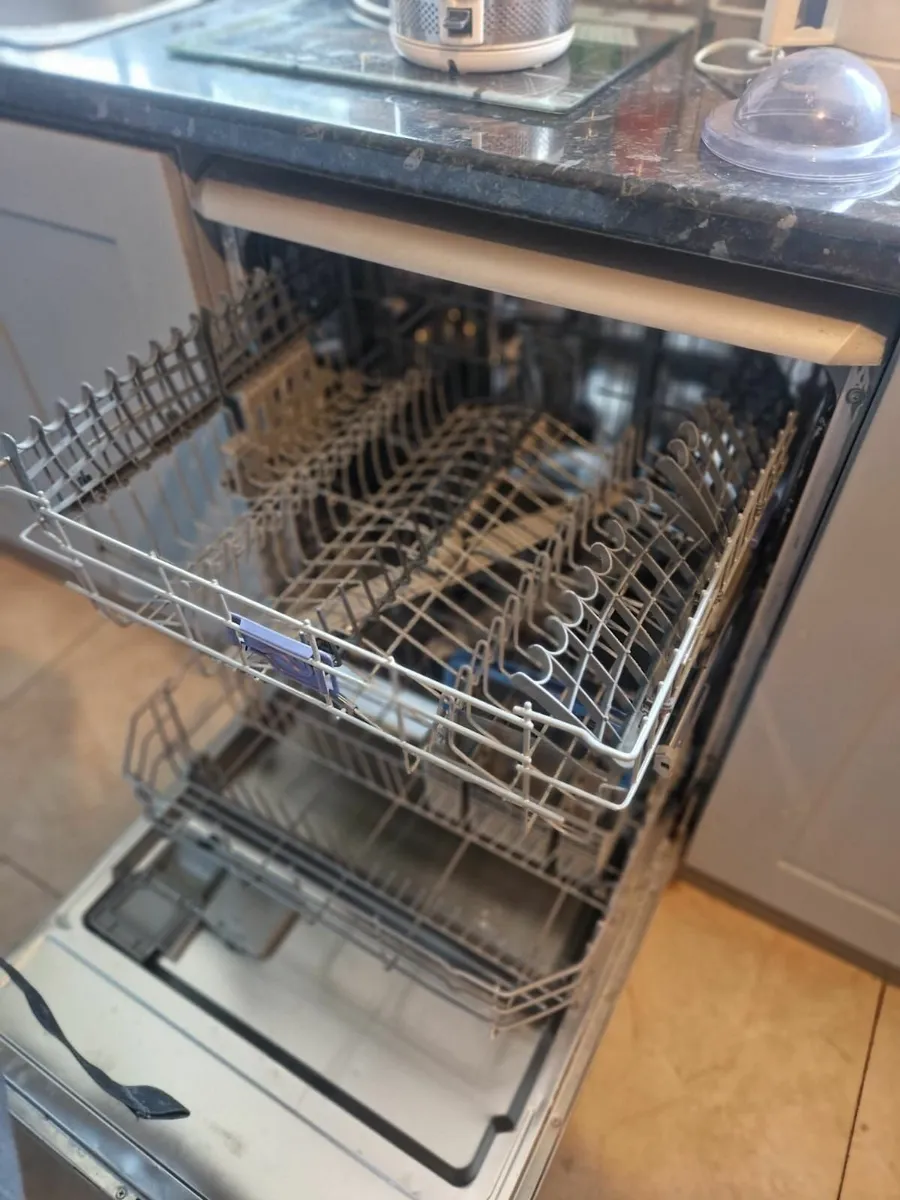 Dishwasher - Image 1