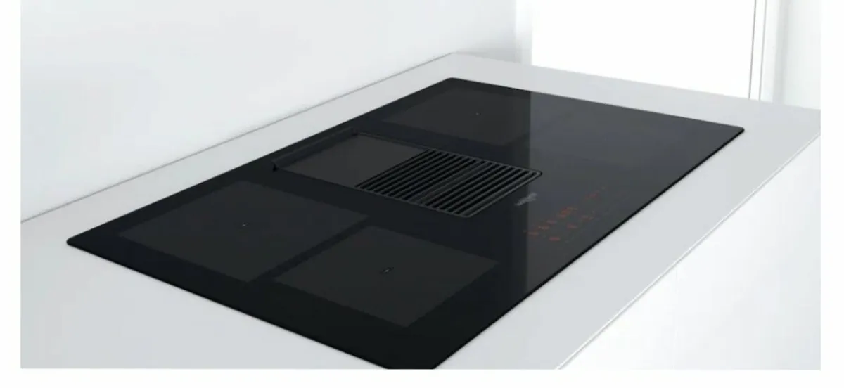 Kitchen hob - Image 1