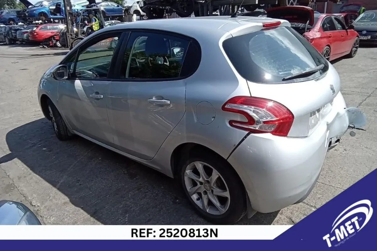 2013 PEUGEOT 208 BREAKING FOR PARTS - Image 3