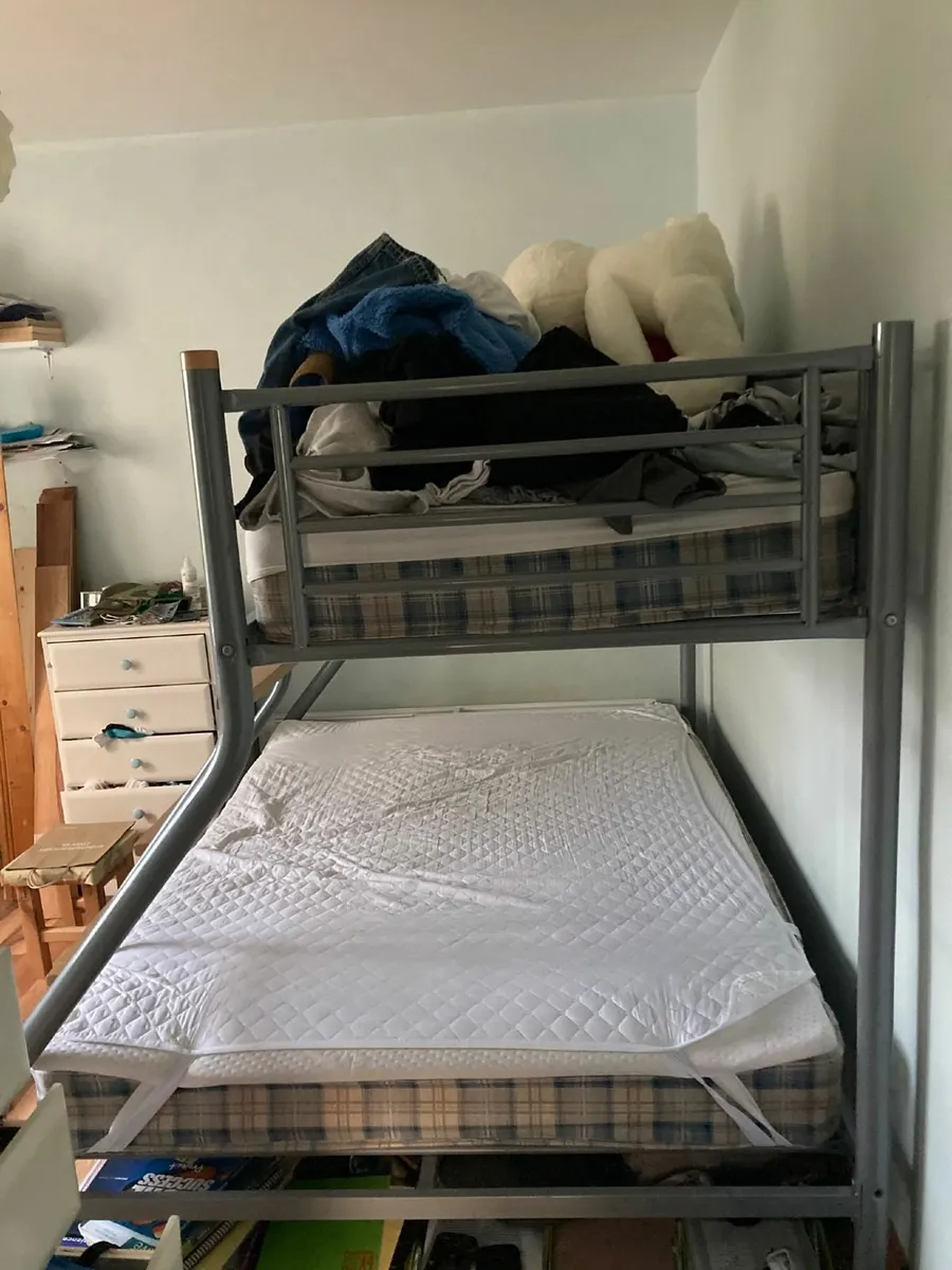 Bunk bed - Image 1