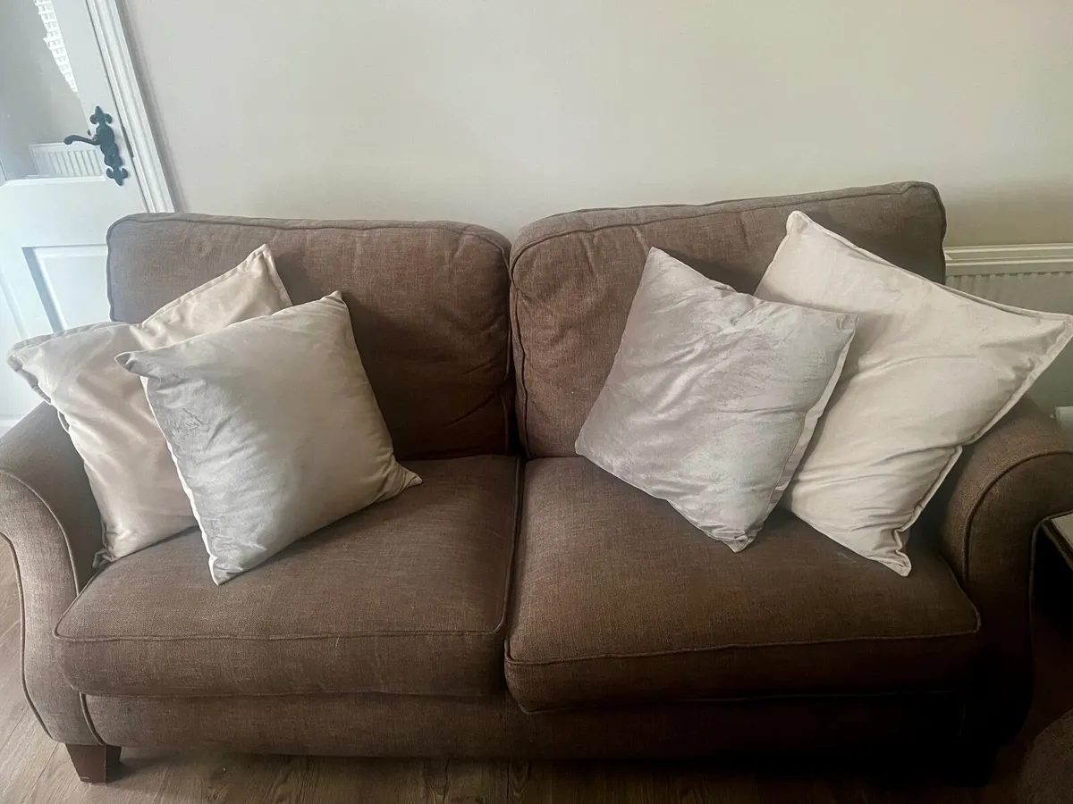 3 Piece Suite - Image 1