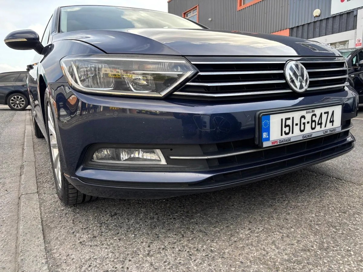 Volkswagen Passat 2.0 TDI SE Business BMT 150PS 4D - Image 3