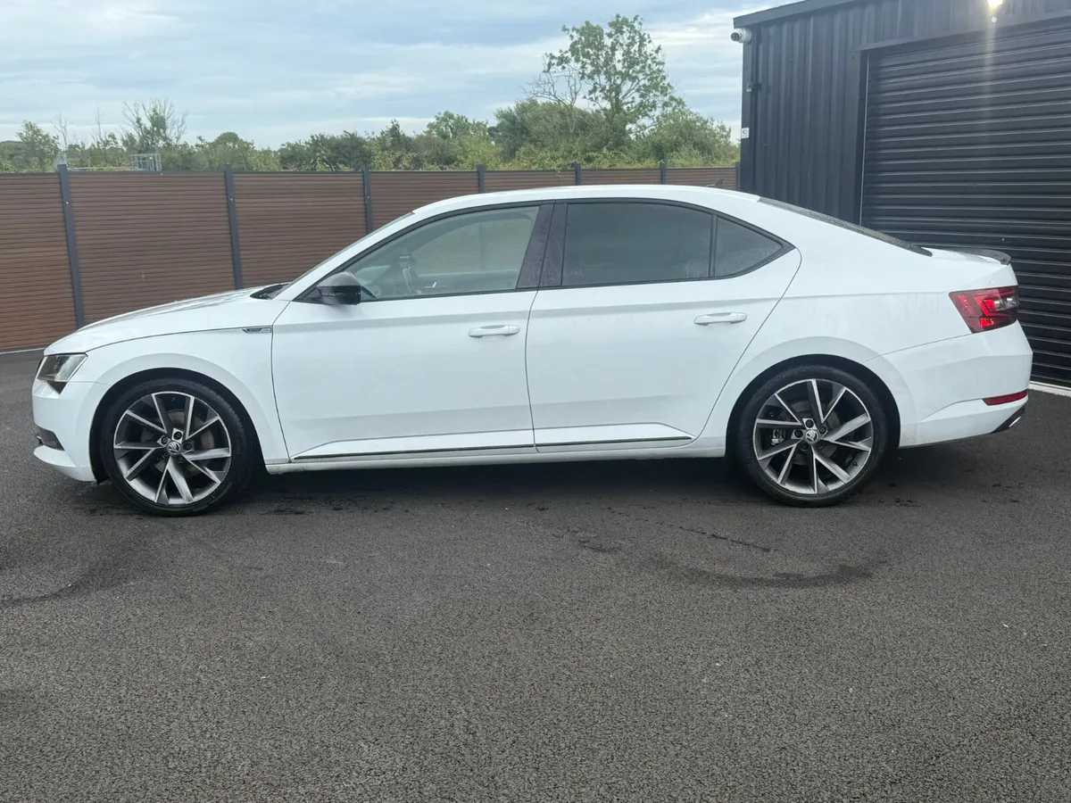Skoda Superb 2018 Sportline Auto 2.0Tdi - Image 2