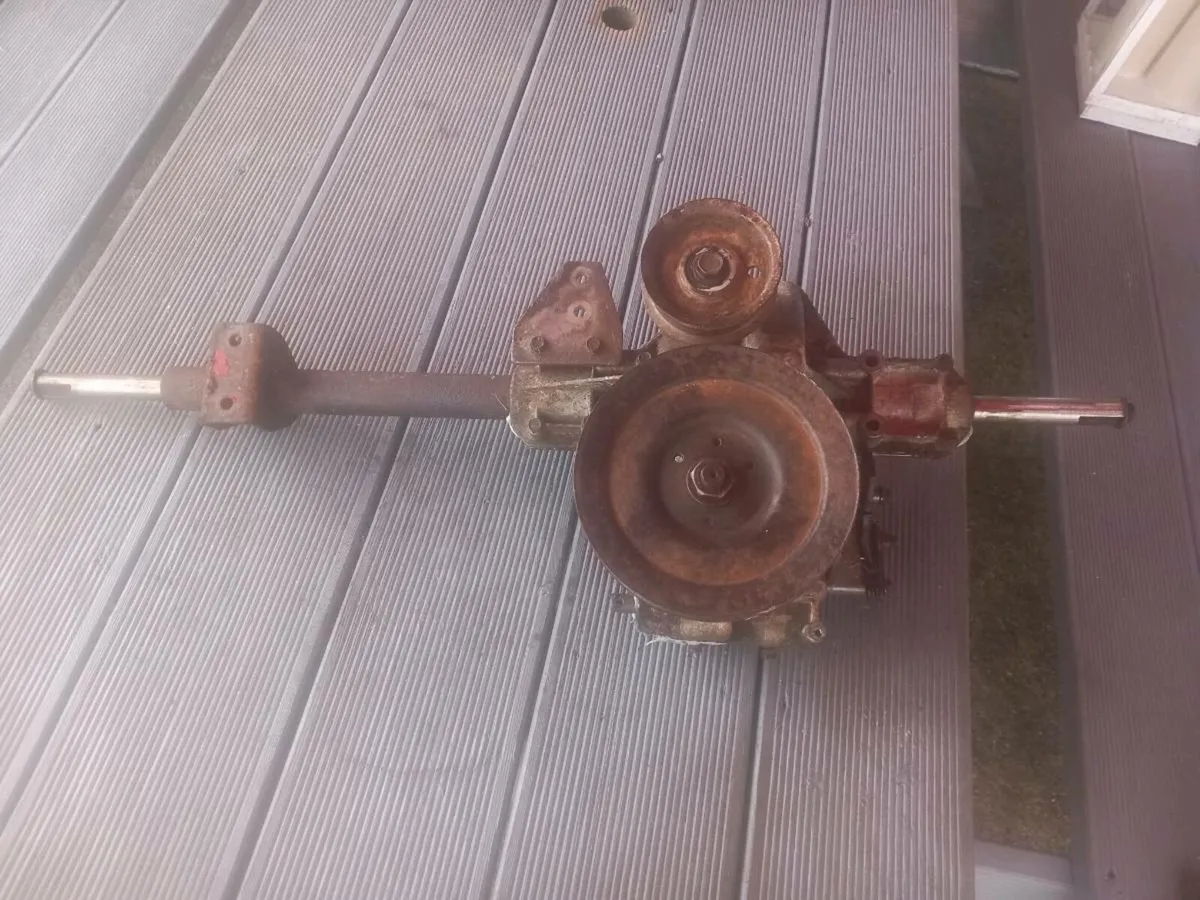 Massey ferguson/M.T.D transmission for sale - Image 1