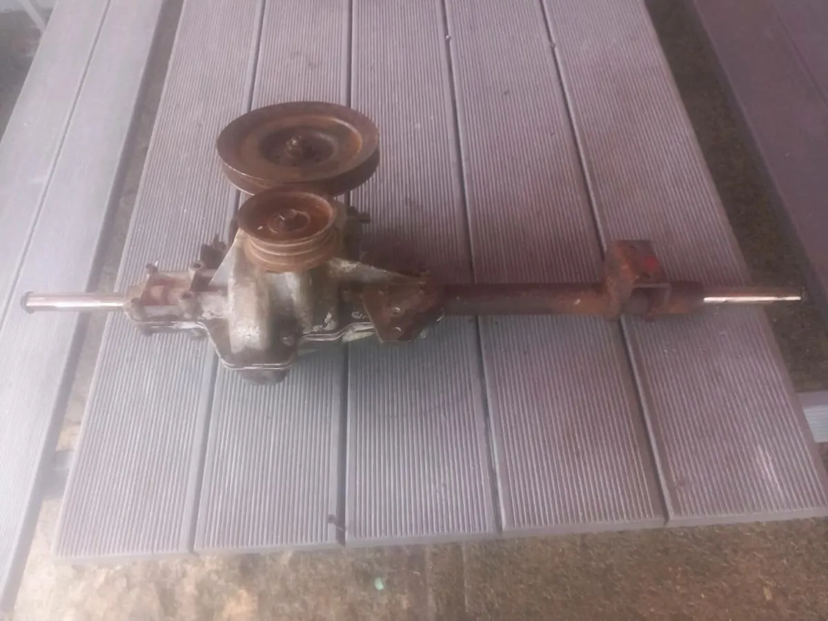 Massey ferguson/M.T.D transmission for sale - Image 3