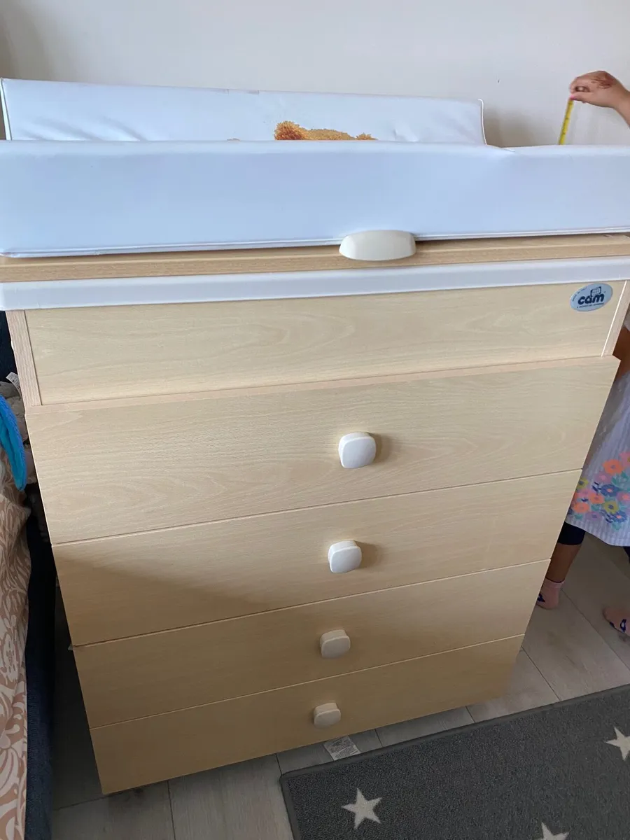 Chest of Drawers with built in baby bath - Image 4