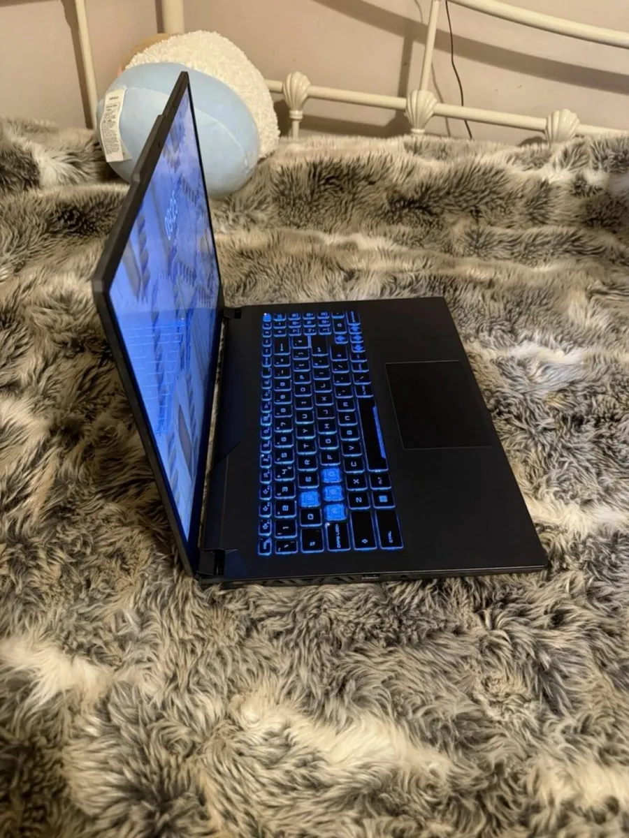 MSI Cyborg 15A Gaming Laptop 15.6" RTX 4060 - Image 3