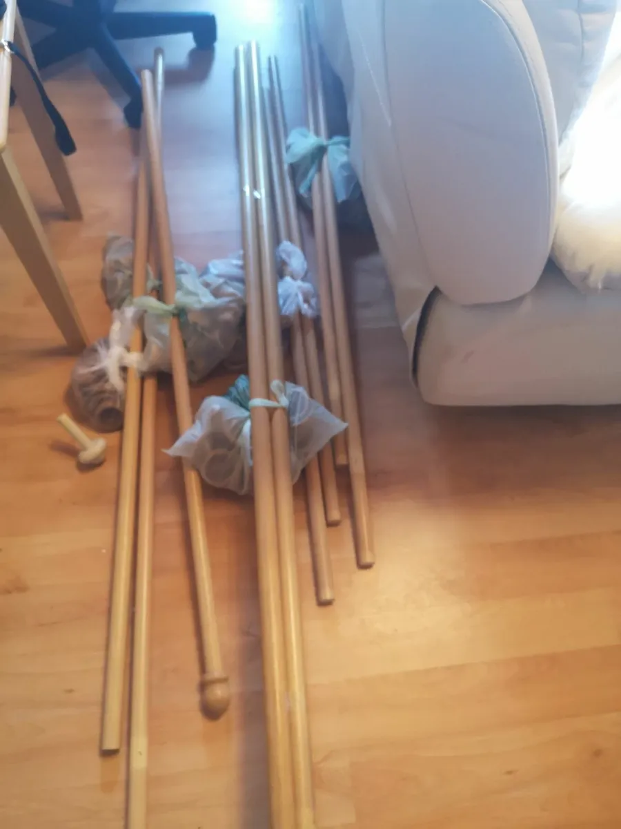 Curtain poles