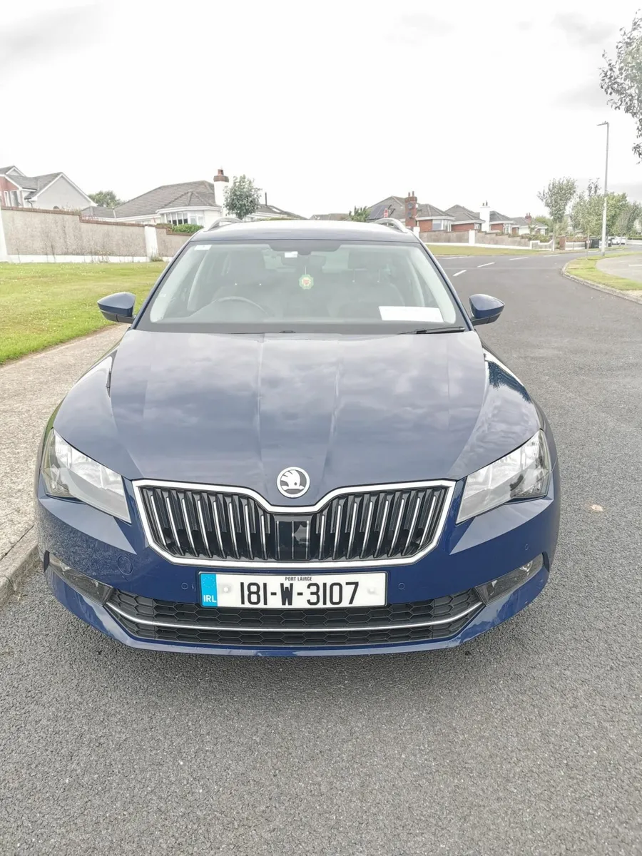 Skoda Superb Estate 2018 - Ambition - Image 1