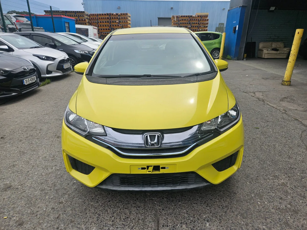 2013 Honda fit Hybrid Automatic - Image 2