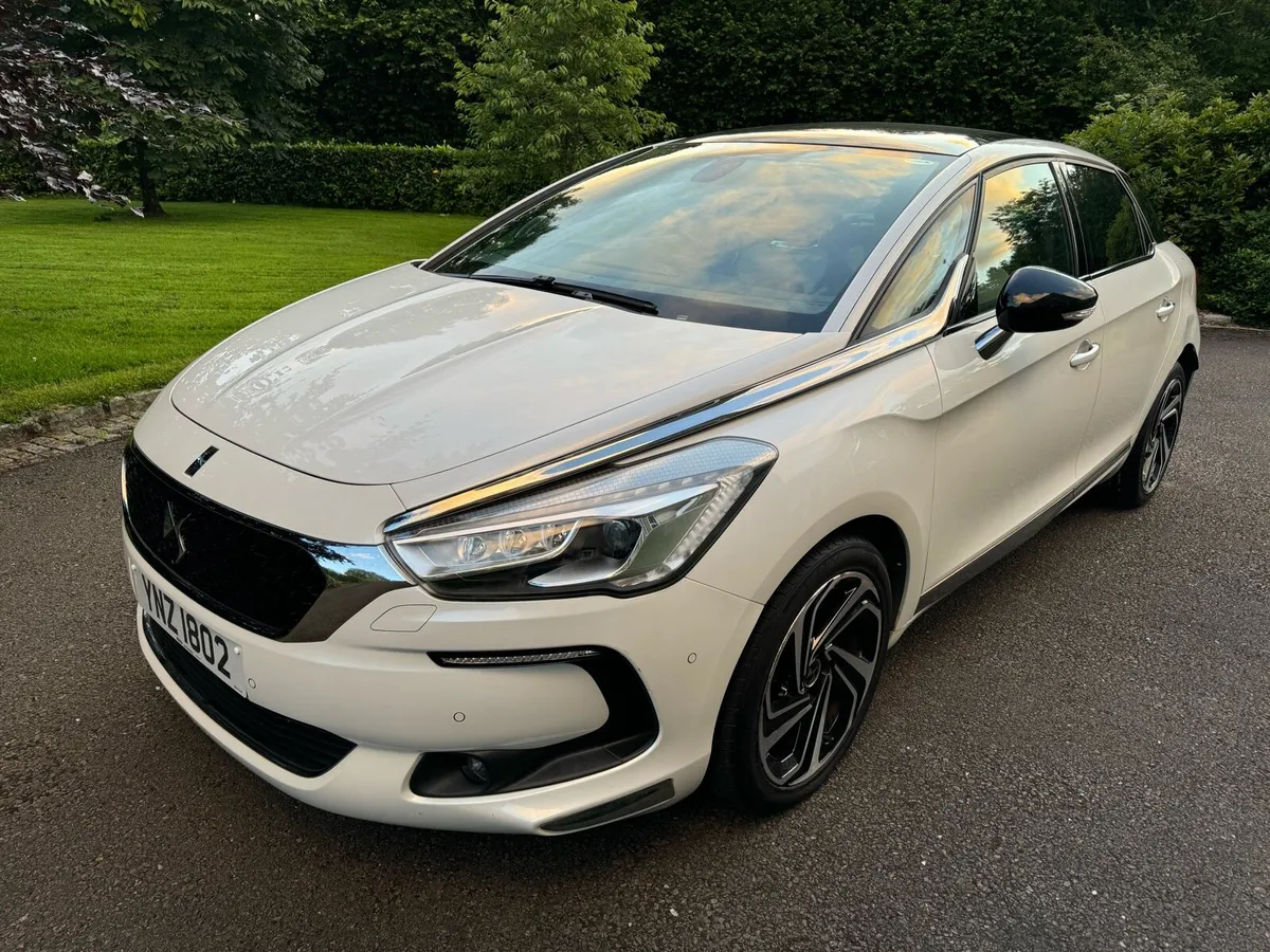 2018 (Oct) DS DS 5 2.0 BlueHDi Prestige 5dr - Image 1
