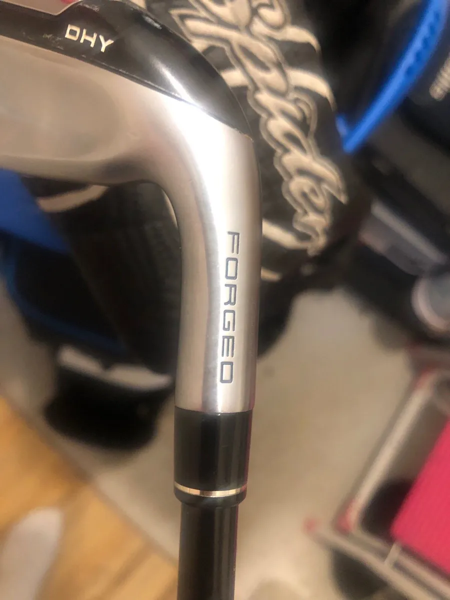 Sim 2 Dhy (4) Hybrid Iron (New & Pristine) - Image 2