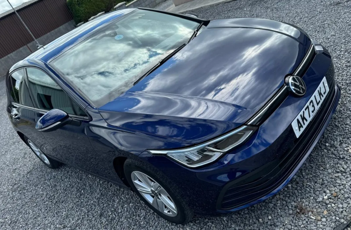 Car - Image 3