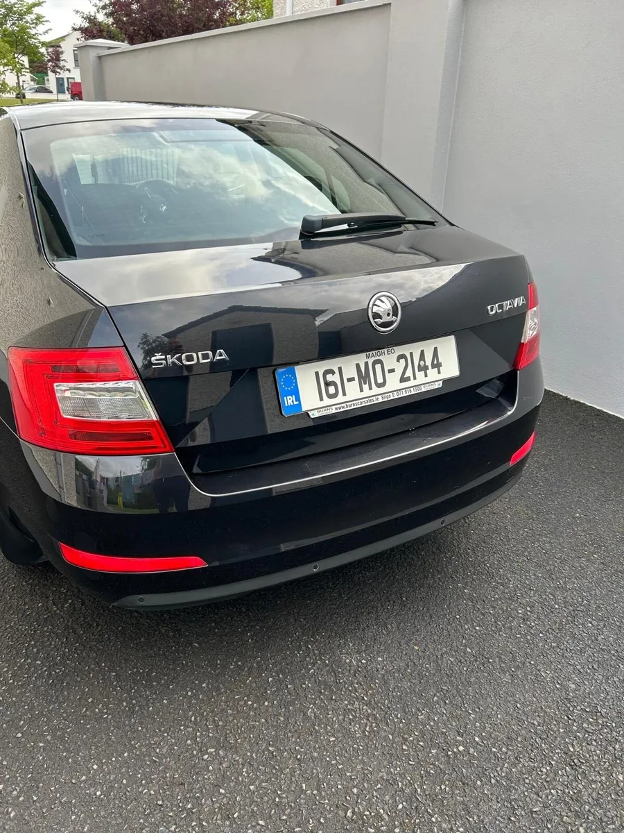 2016 Skoda Octavia 1.6L 115bhp - Image 4