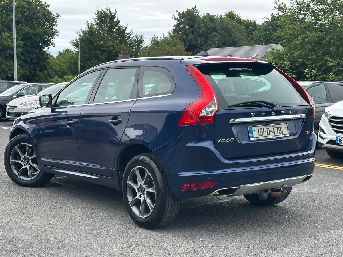 Volvo XC60 2015 2.0 181hp  auto - Image 3