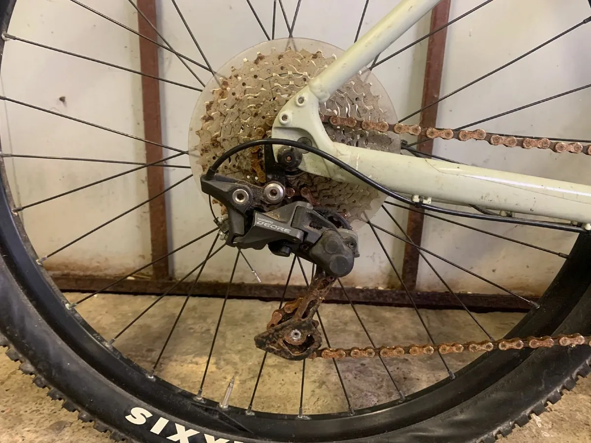 Mountain Bike - Image 3