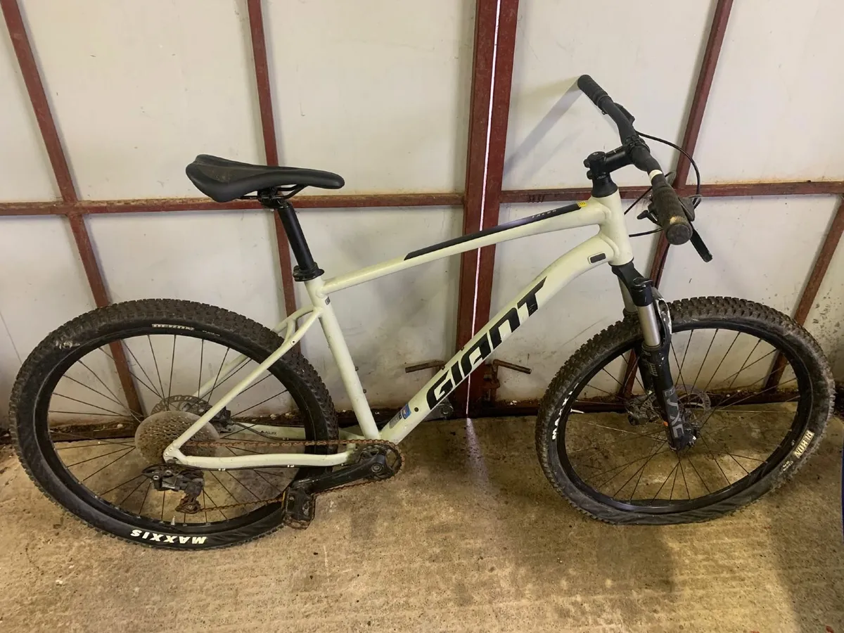 Mountain Bike - Image 4