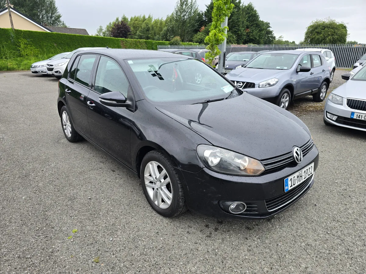 Volkswagen Golf 2010 - Image 1