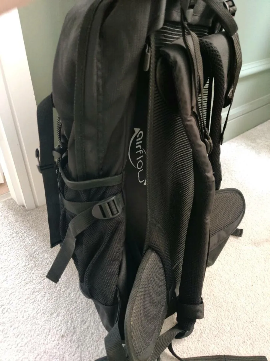 Dlx Deimos 28 Litre Rucksack - Brand new - Image 3