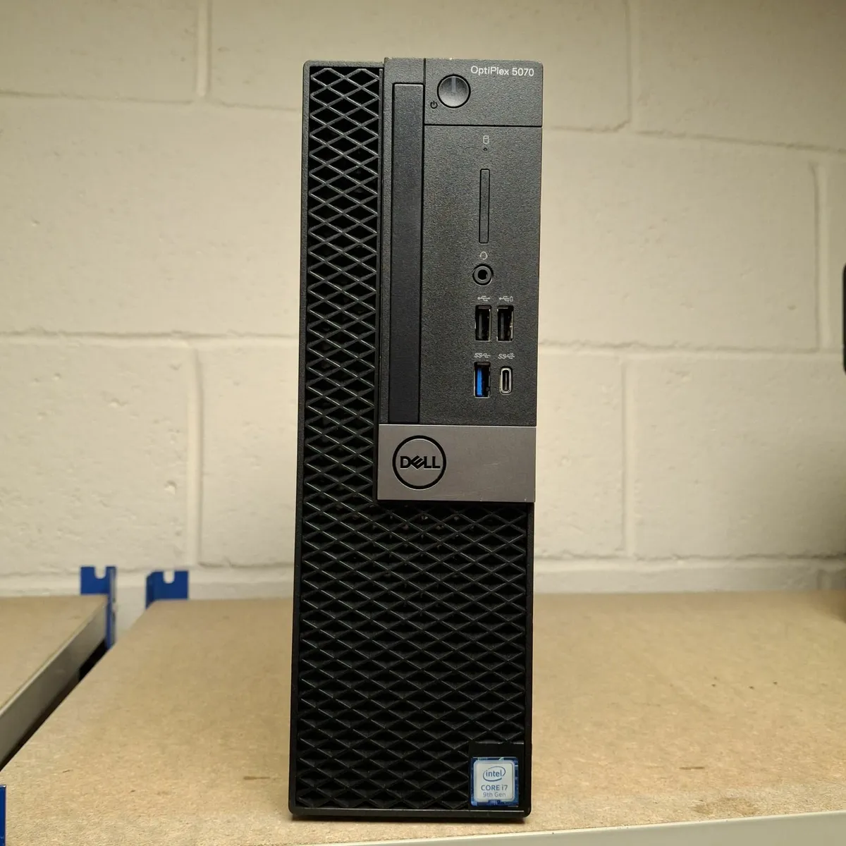 Desktop Dell OptiPlex SFF 5070 i7-9700 4GB GPU - Image 1
