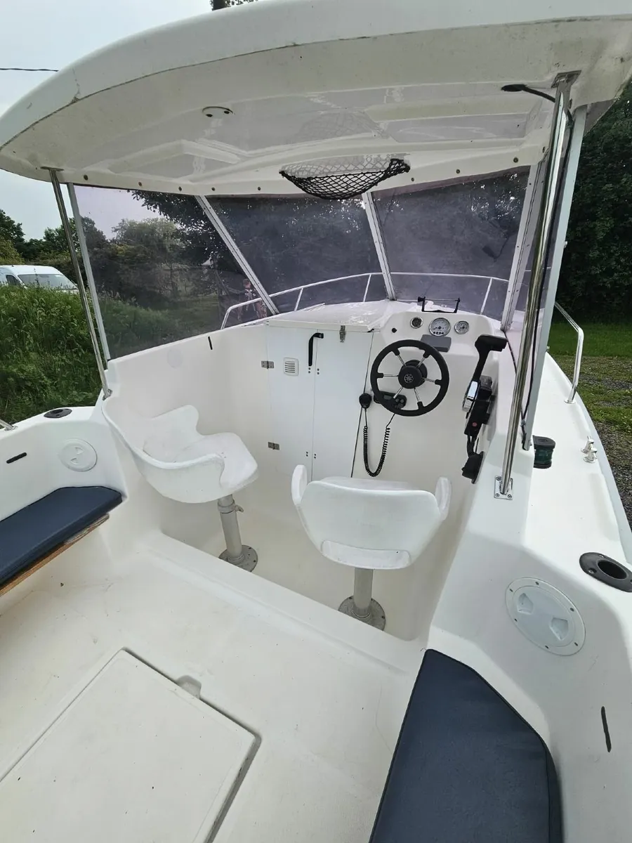 Boat Pilothouse powerboat - Image 2