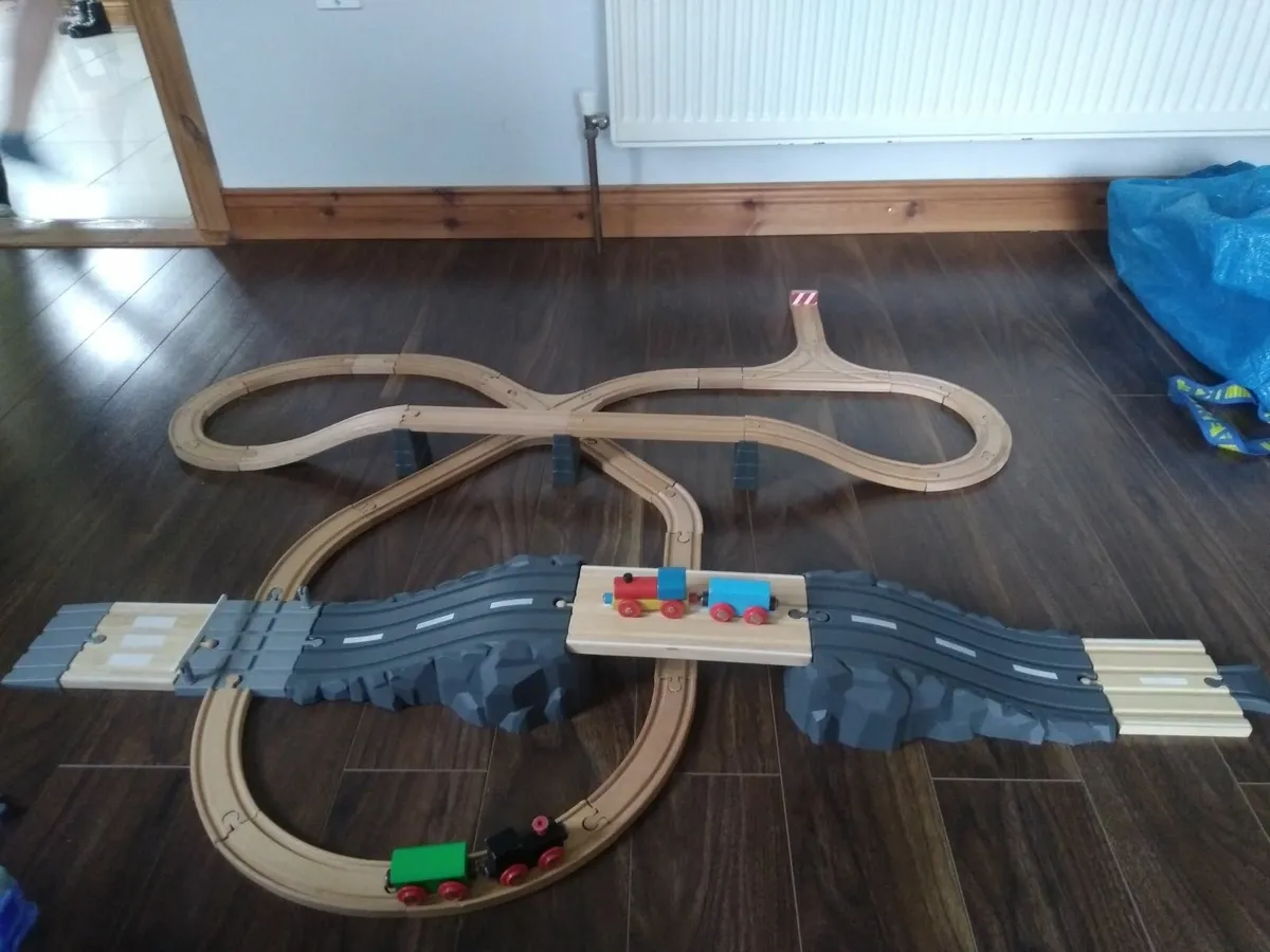 Wooden train set - Image 1