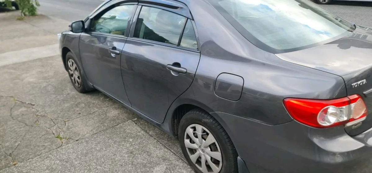 Toyota corolla law millage - Image 3
