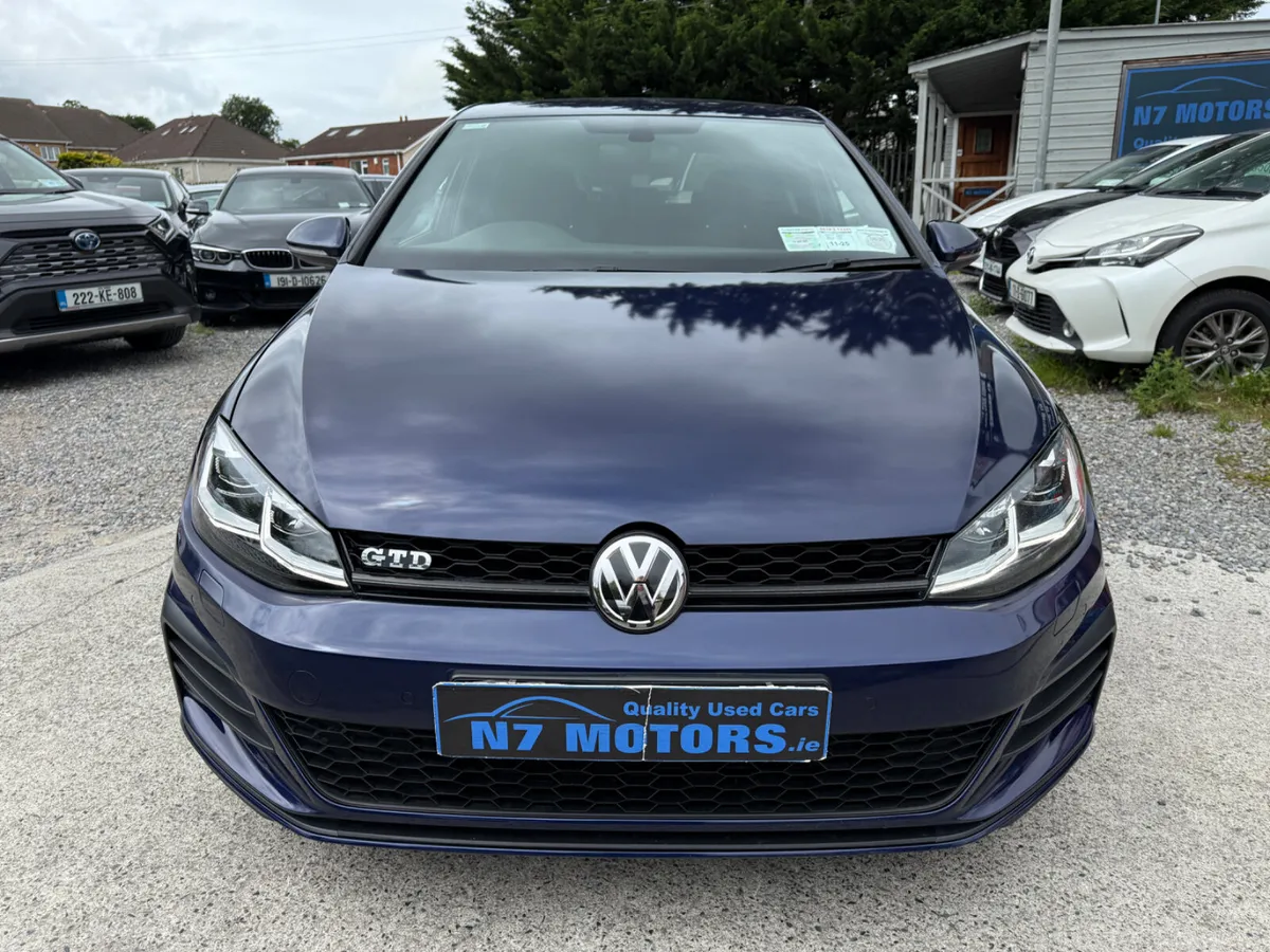2017 Volkswagen Golf  2.0 TDI GTD - Image 3