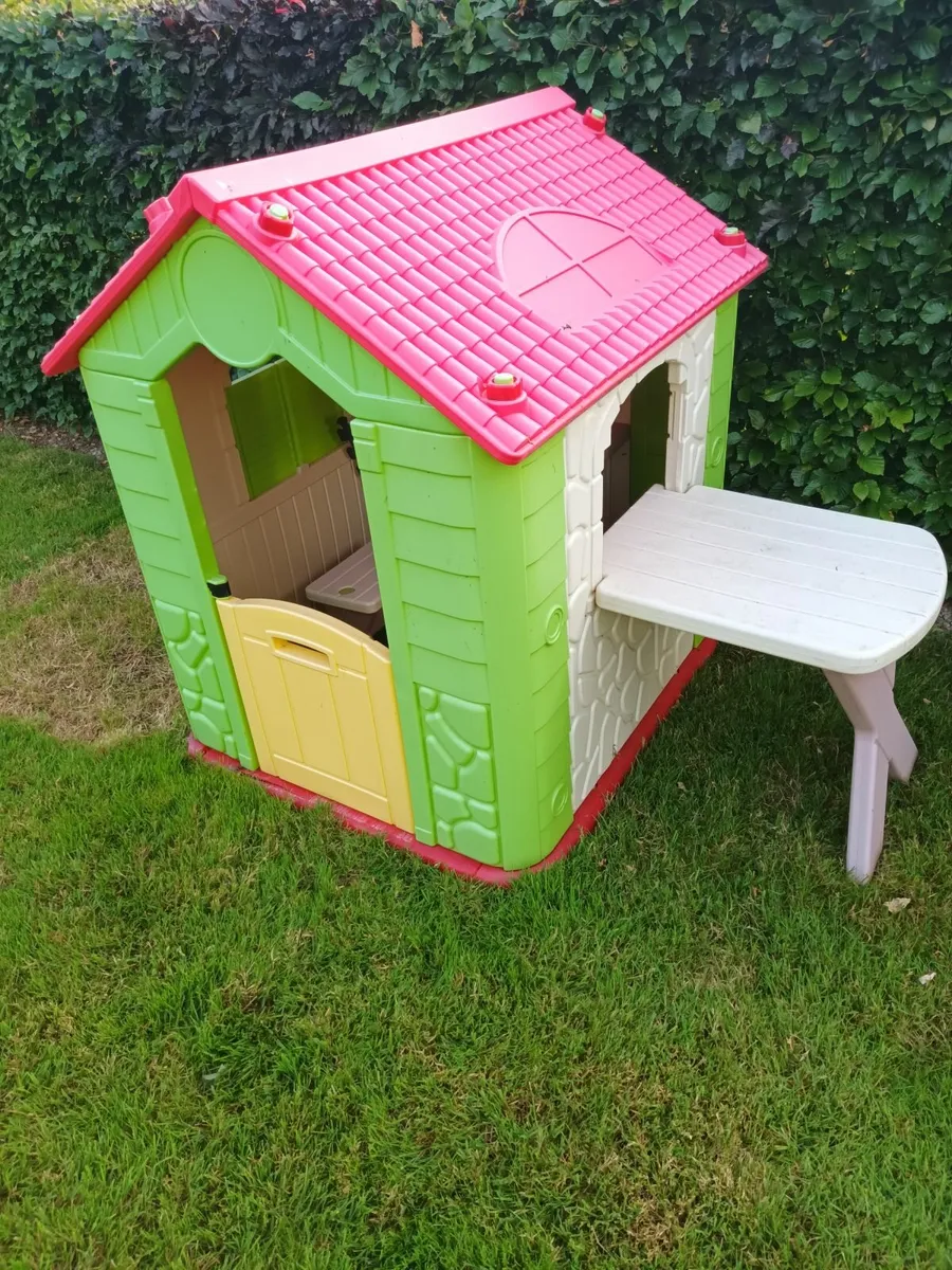 Play house - Image 1