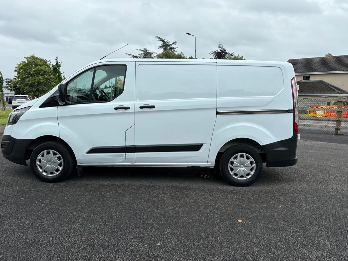 2015 (151) 2.2 TDCI FORD TRANSIT CUSTOM - Image 4