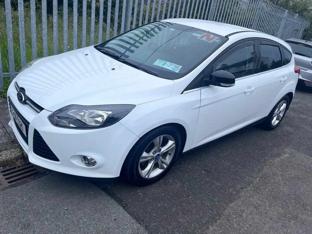 Ford Focus 2011 - Image 3