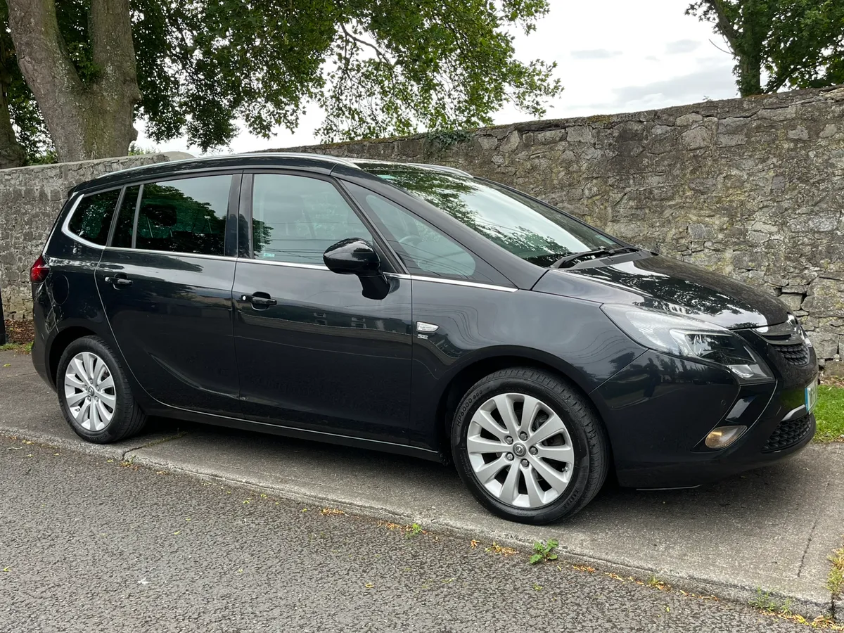 OPEL ZAFIRA 1:6 CDTI SE // HIGH SPEC LOW MILEAGE - Image 1
