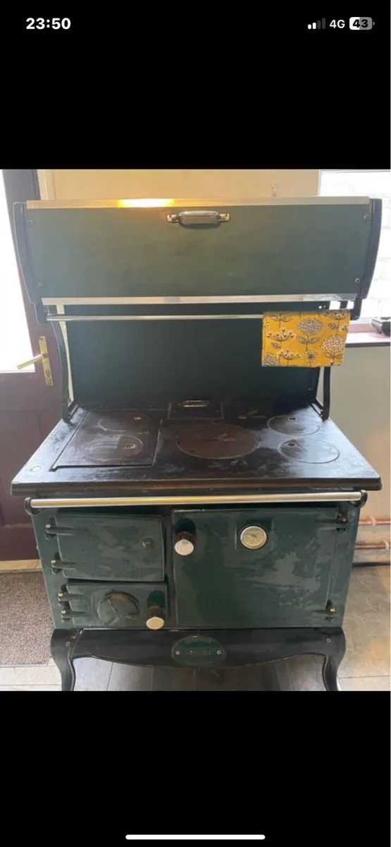 Stanley Errigal Solid fuel range - Image 1