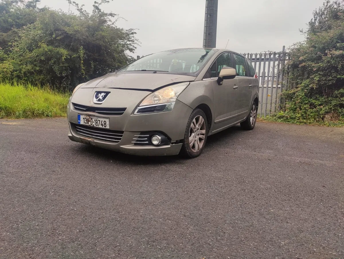 2013 Peugeot 5008 7Seat Auto Very Light Damage - Image 4