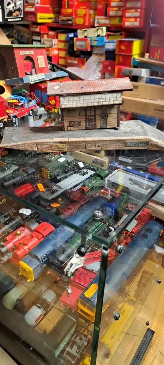 Hornby Triang O Gauge Train Station - Image 2