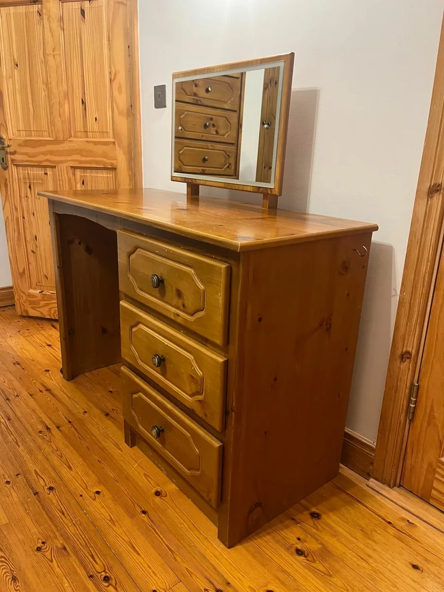 Dressing Table & Mirror - Image 2