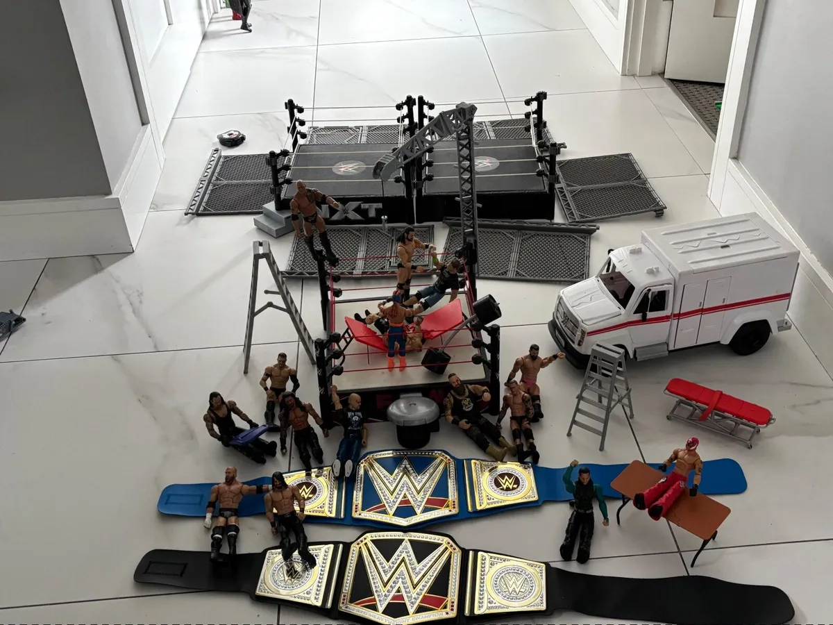 WWE Toy Bundle - Image 2