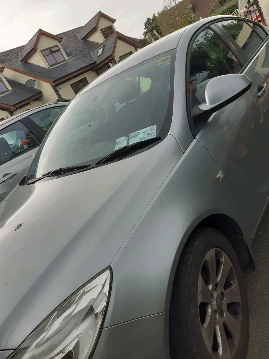 Car - Image 3