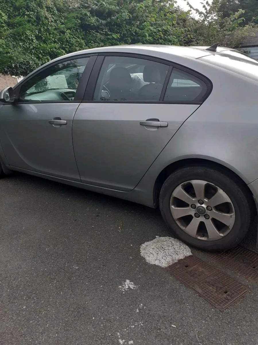 Car - Image 4