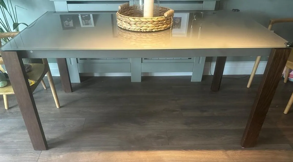 extendable kitchen table - Image 1
