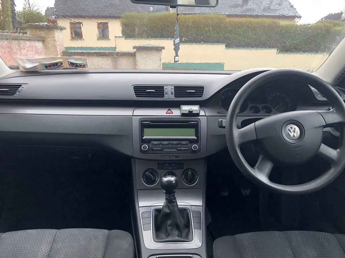 Volkswagen Passat Estate 1.9 TDI 140BHP - Image 4