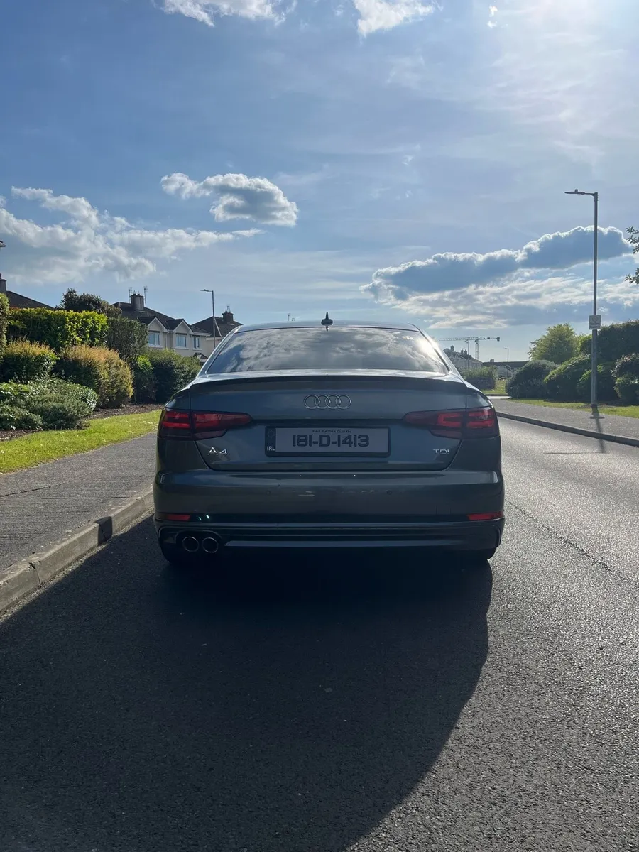 2018 S-line Audi A4 (CAR NOT DAMAGED) - Image 4