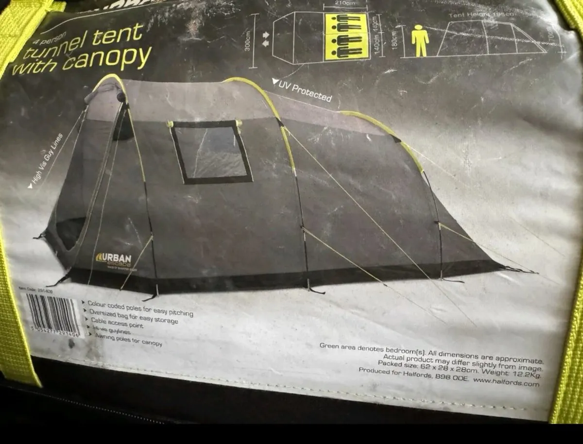 URBAN ESCAPE 4 person Tunnel Tent - Image 3