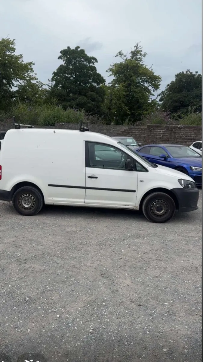 Volkswagen Caddy 2013 - Image 3