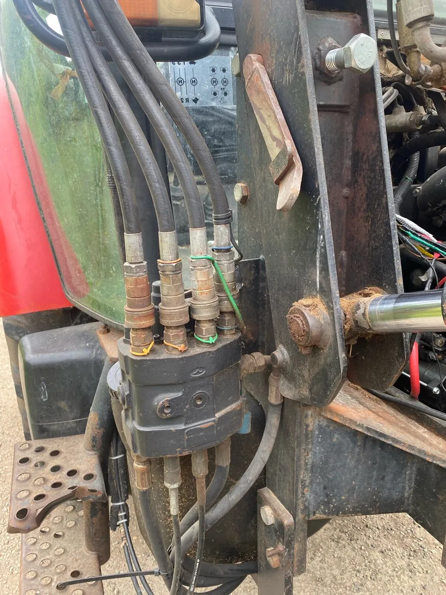 Rossmore Loader Zetor - Image 4