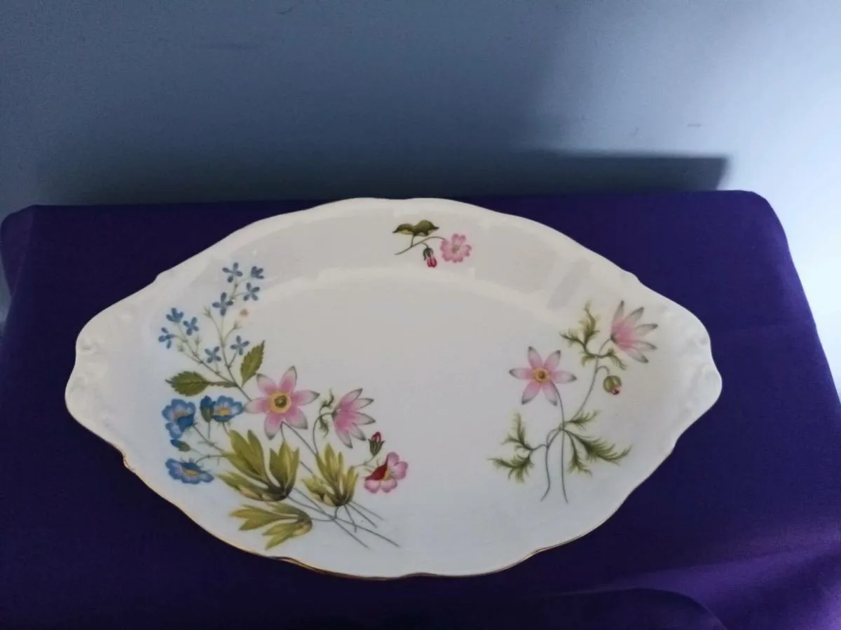 Richmond  BONE China Dish. " Wild Anemone " - Image 2