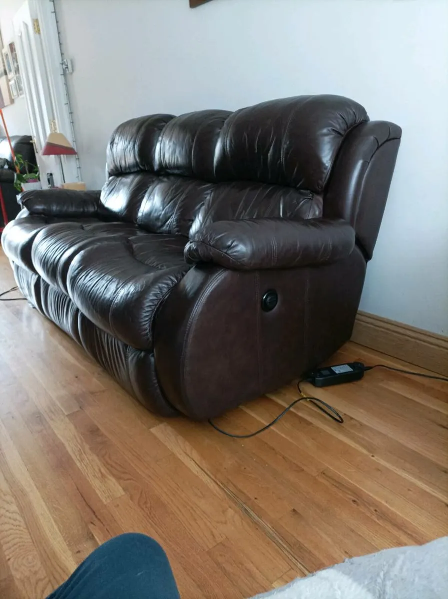 Leather sofa - Image 1